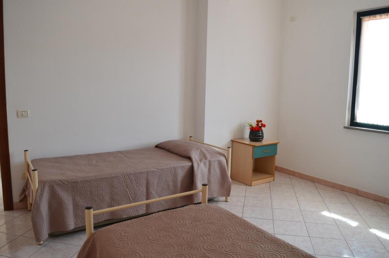 Le Zagare Case Vacanza Cropani Kültér fotó